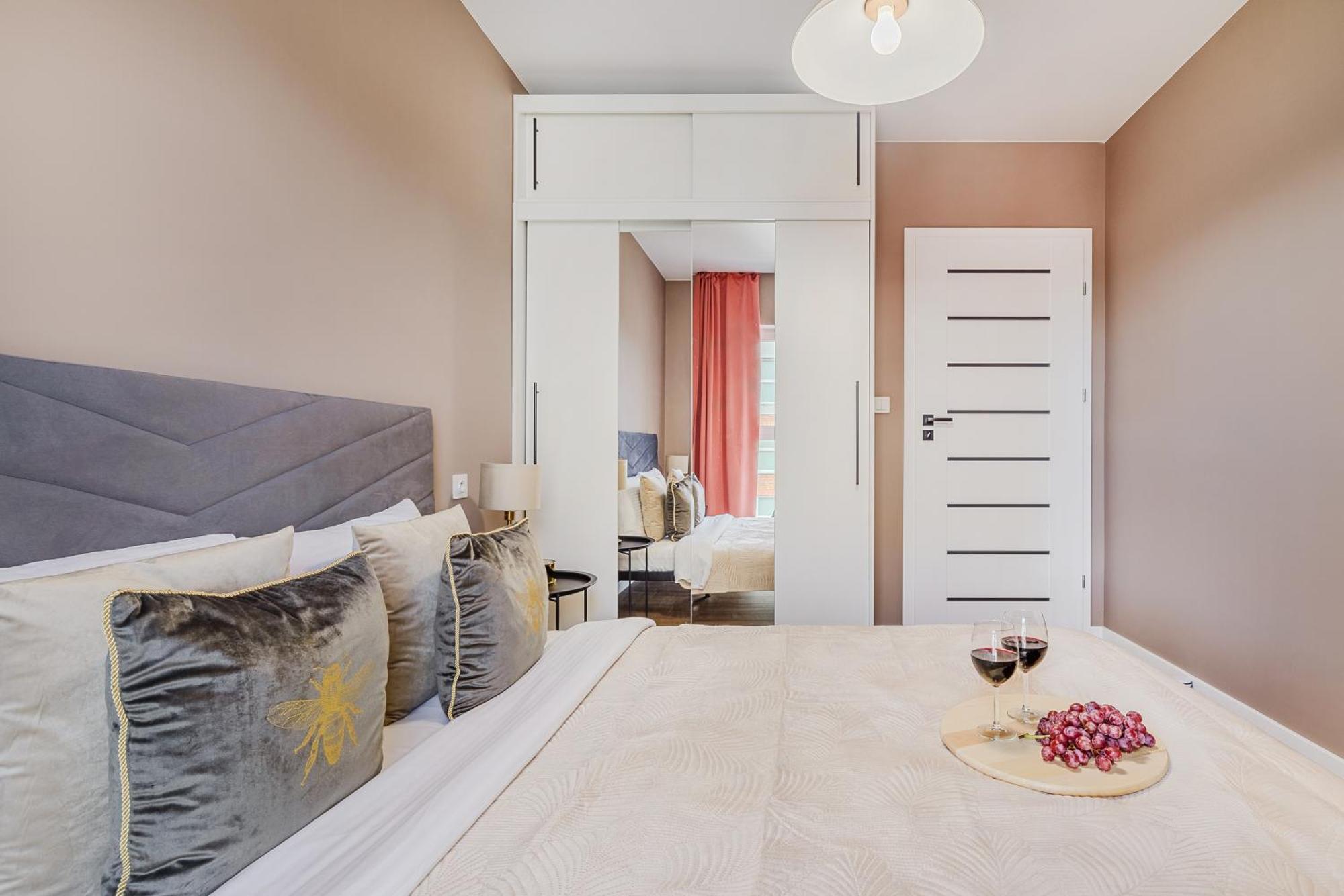 Lumina Luxury 3-Rooms Apartments With Parking Lodz  Ngoại thất bức ảnh